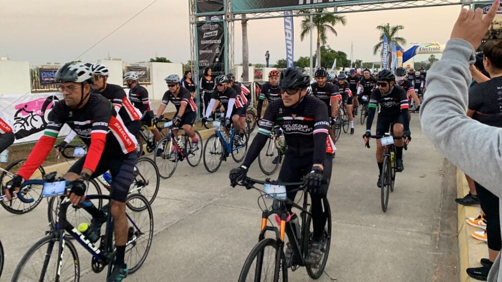 Ciclotour Mazatlán ciclistas México