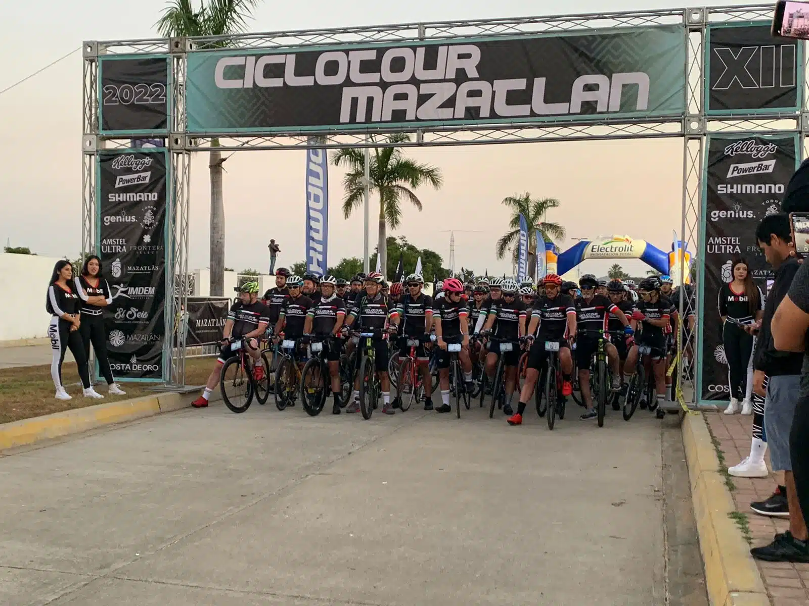 Ciclotour Mazatlán ciclistas México