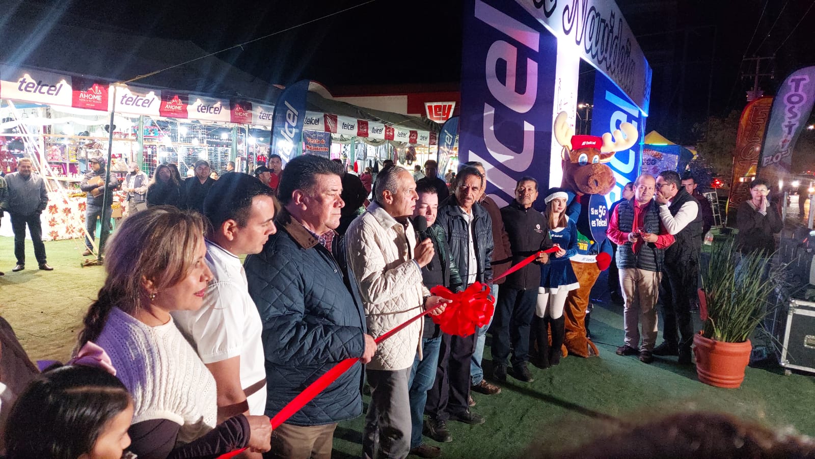 Convocan al consumo local en la Verbena 2022 en Los Mochis00