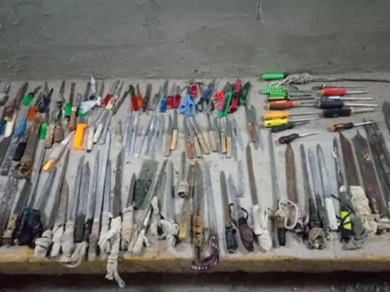 Decomisan 200 armas blancas en cárcel de Hidalgo