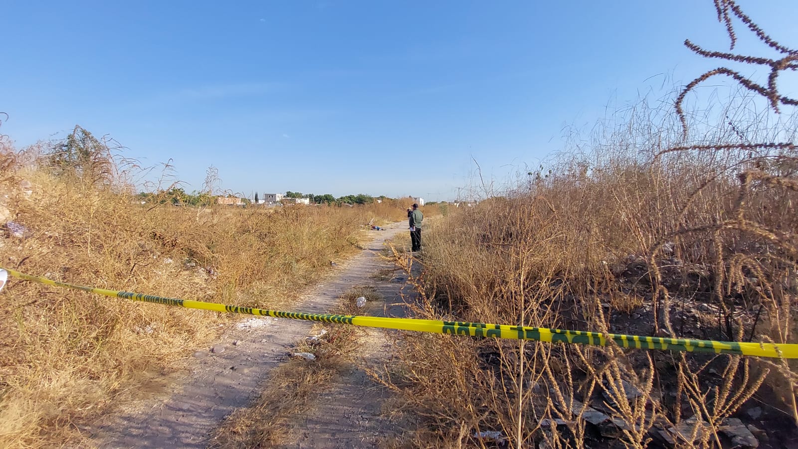 ENCUENTRAN ASESINADO A HOMBRE