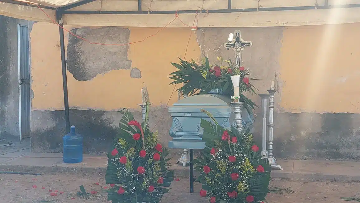 El funeral en donde velan los restos de Saida impera el dolor
