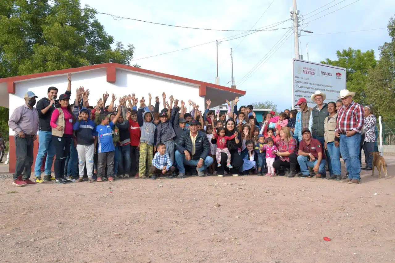 Entrega de obras en El Fuerte