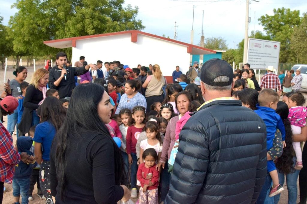 Entrega de obras en El Fuerte