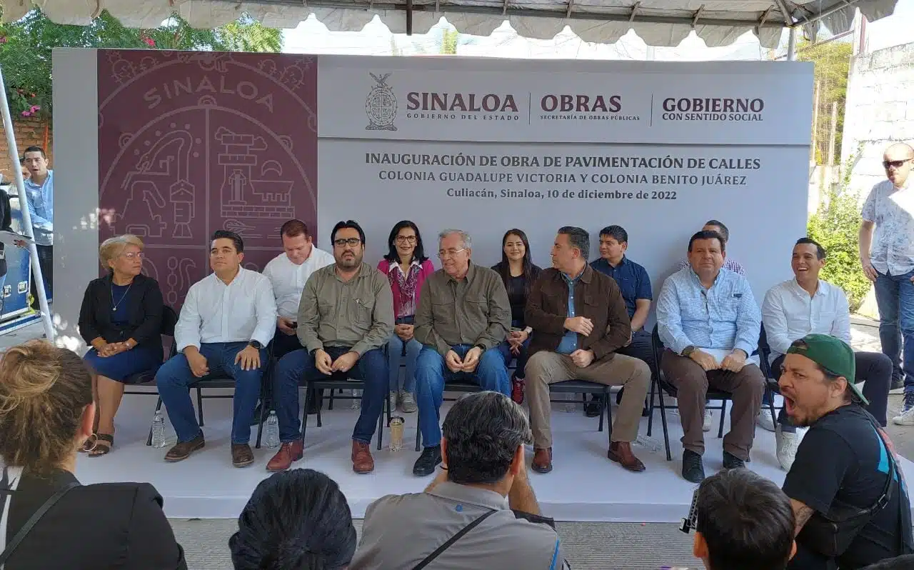 Entrega gobernador pavimento en calles de las colonias Benito Juárez y Guadalupe Victoria en Culiacán (2)