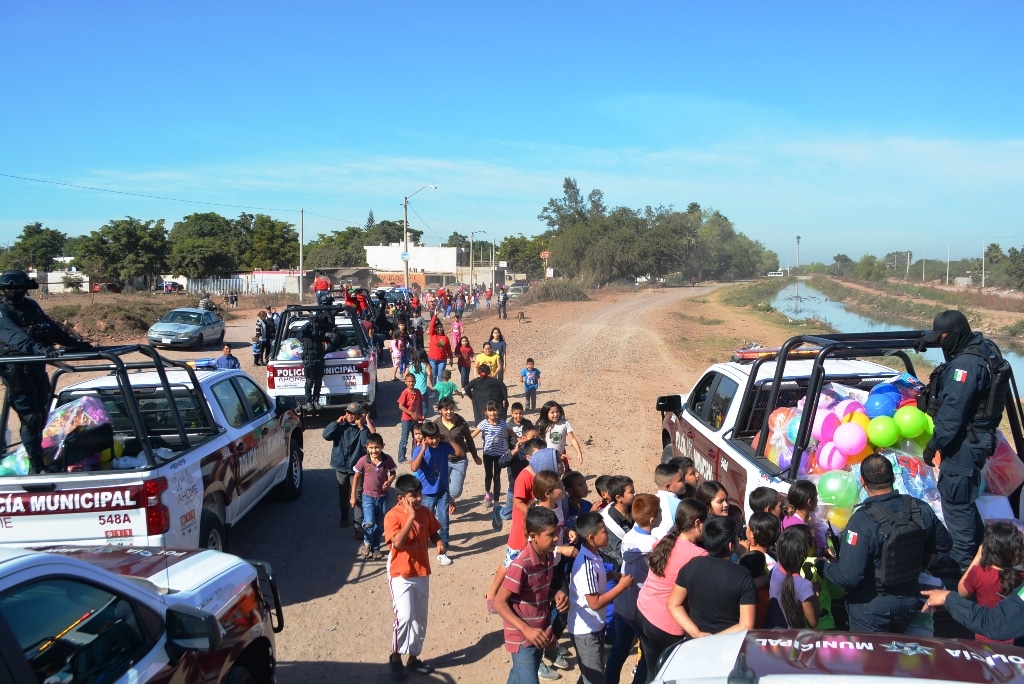 Esperan juntar más de 5000 juguetes para repartir en el Policlaus 2022.