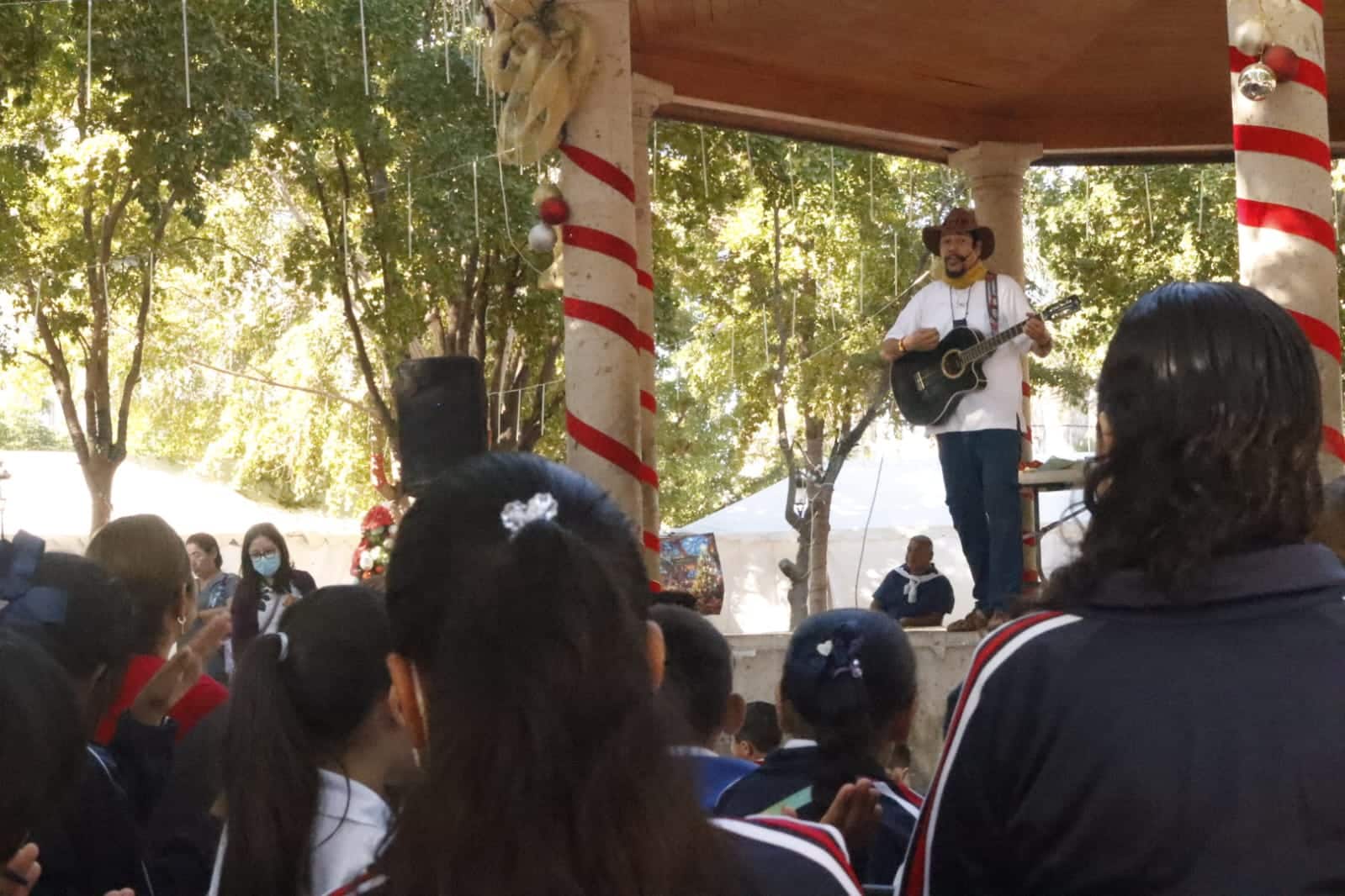 FERIA DEL LIBRO MOCHIS8