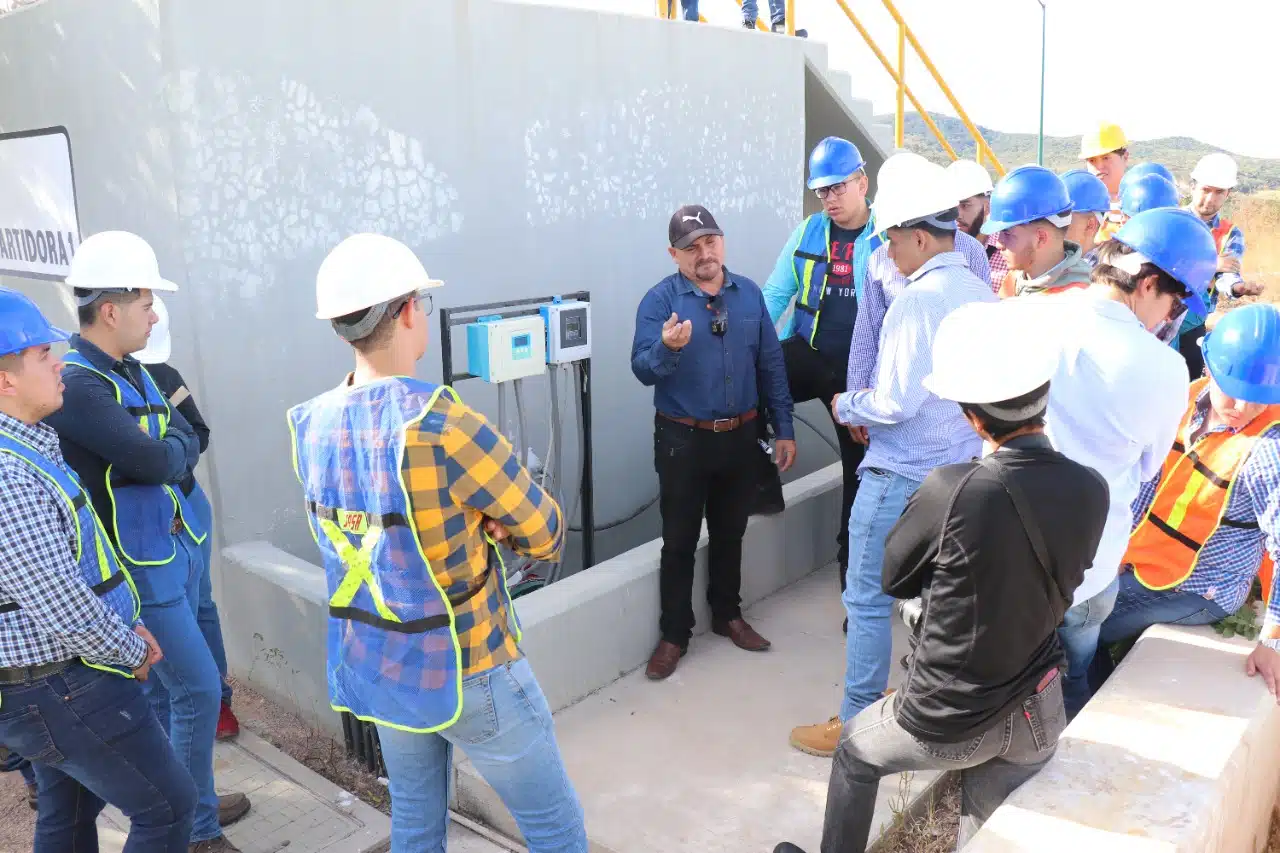 Futuros ingenieros visitan tratadoras y potabilizadoras de agua en Mazatlán 2