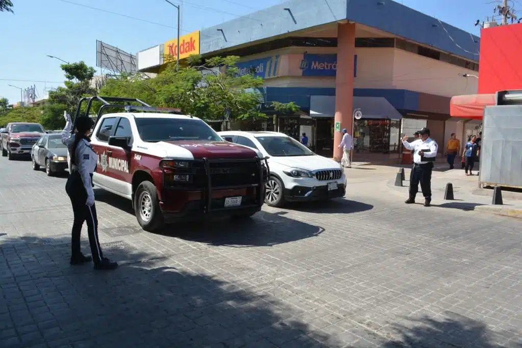 Gerardo Vargas encender torretas en patrullas en tareas de vigilancia 