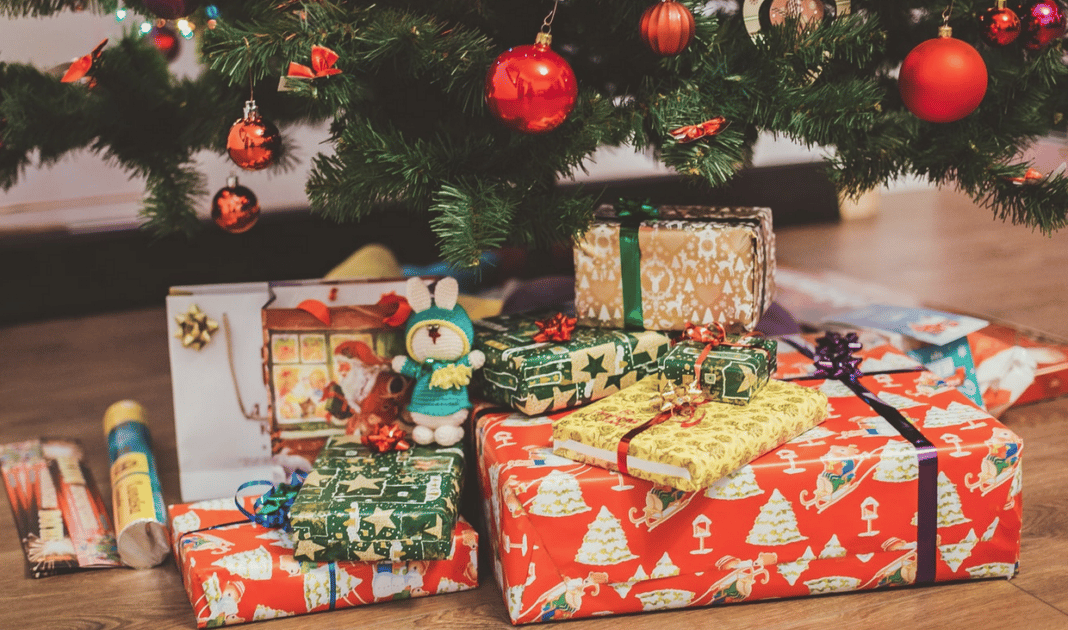 Regalos chuscos Navidad o regalos de broma que puedes recrear con tus  amigos y familia