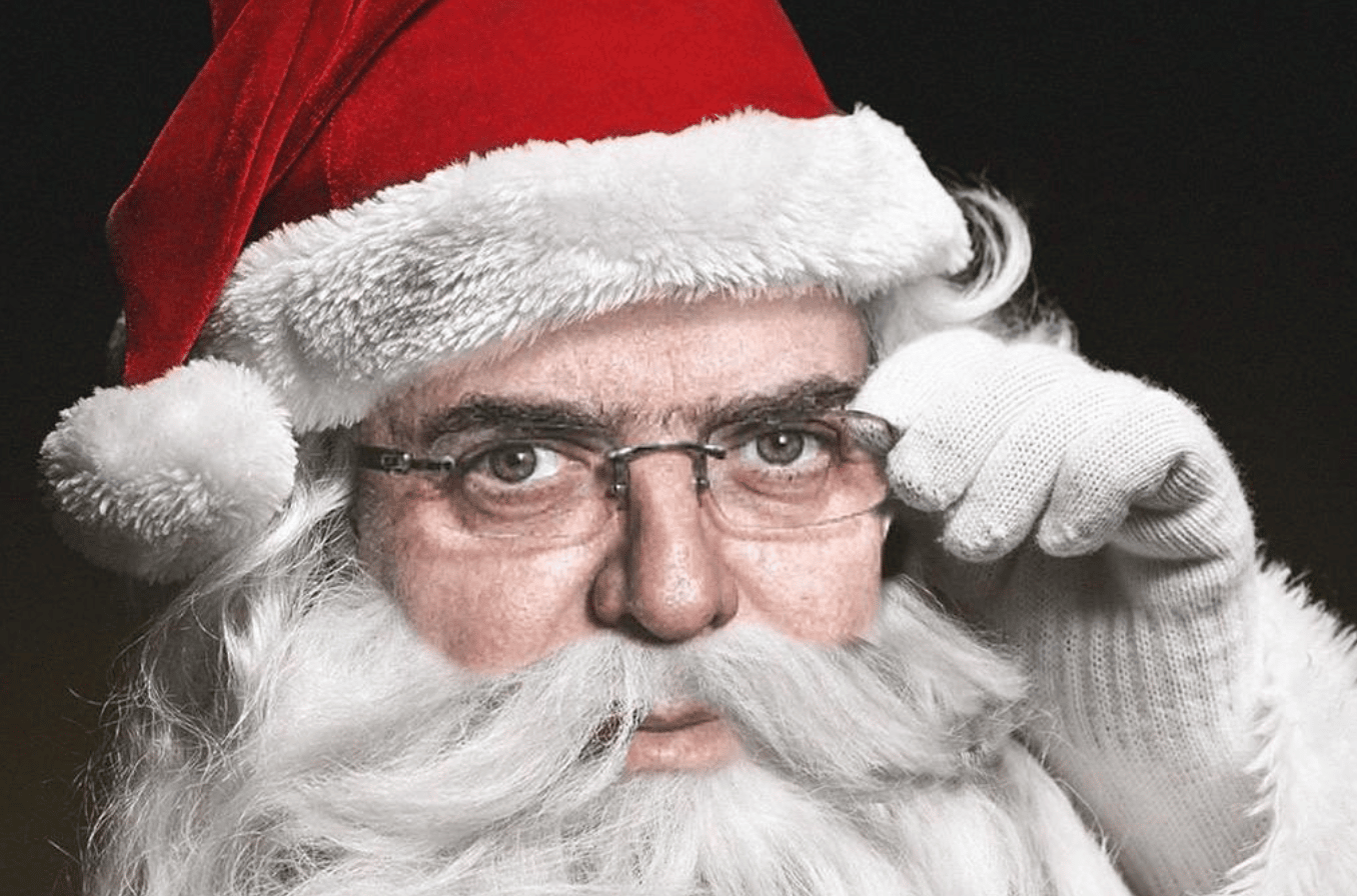 Marcelo-Ebrard-Santa-Clous