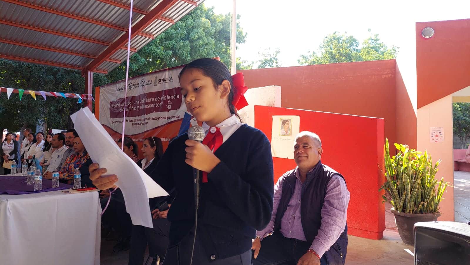 Niña Azalea Guasave 16 Activismo