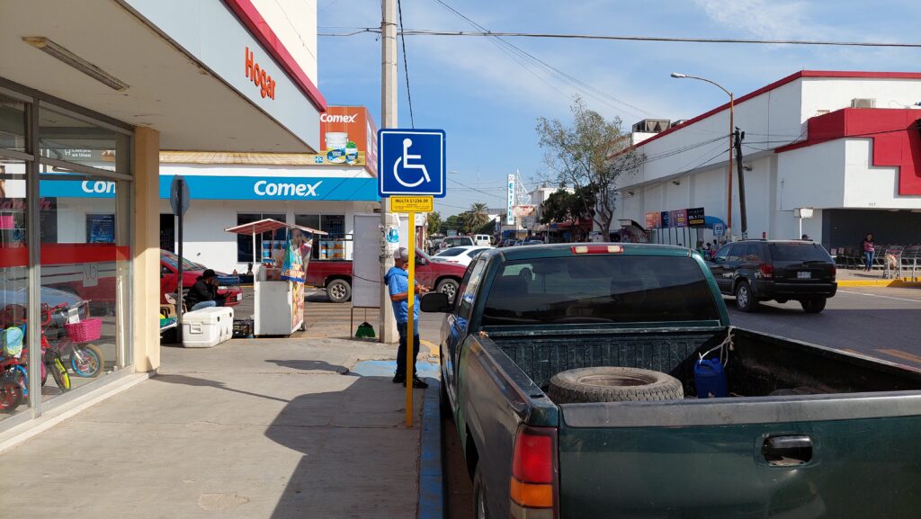 Estacionamientos Discapacitados Guamúchil