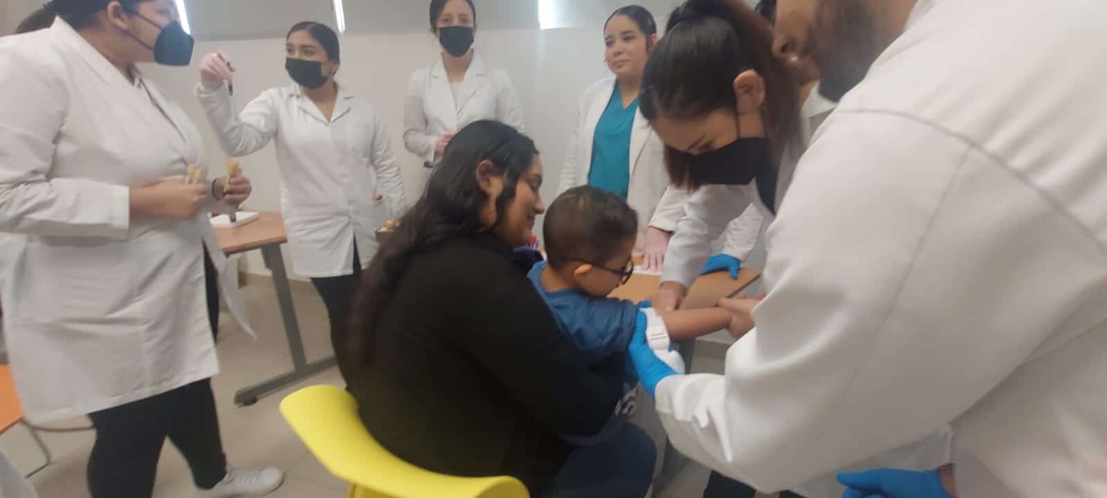 Realizan Feria de la Salud para personas con Síndrome de Down en Los Mochis (3)