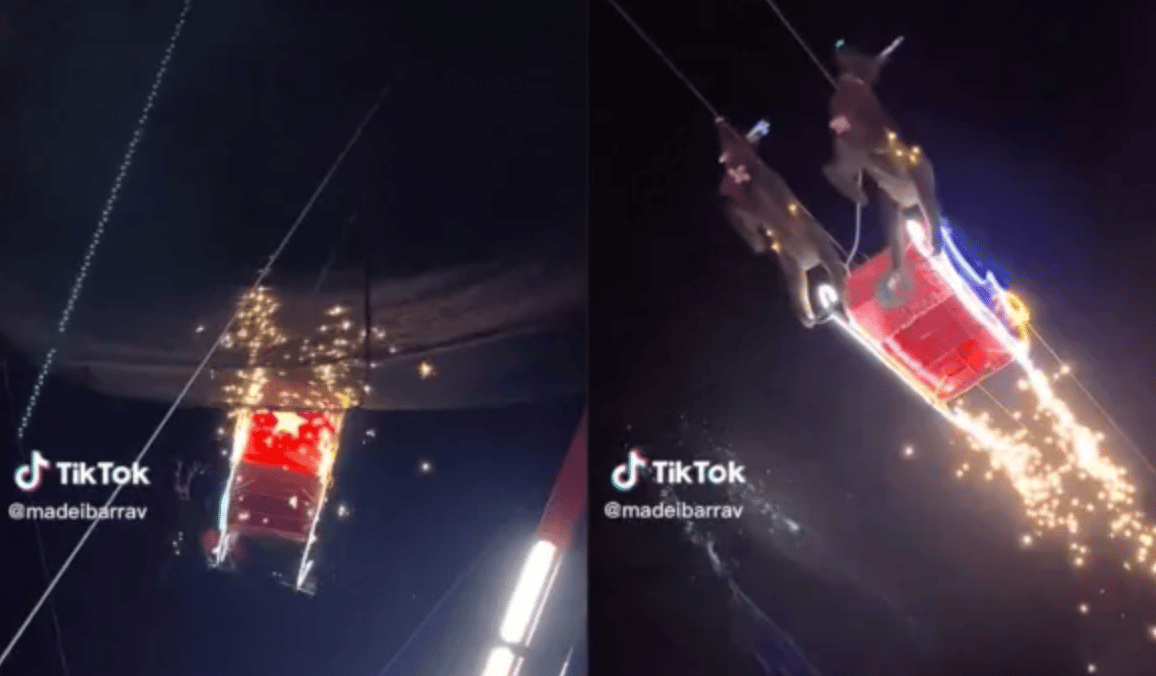 Santa Claus casi cae de su trineo volador