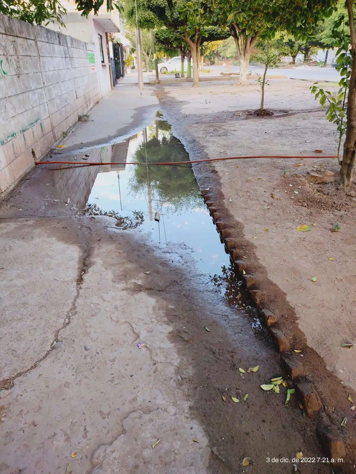 Si Japama no cambia tubería de drenaje colapsado, tomarán escuela de Los Mochis