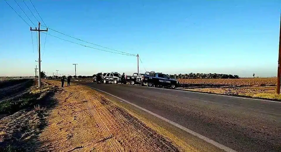 ¡Violencia imparable! Encuentran asesinado y semidesnudo a hombre sobre carretera en Sonora