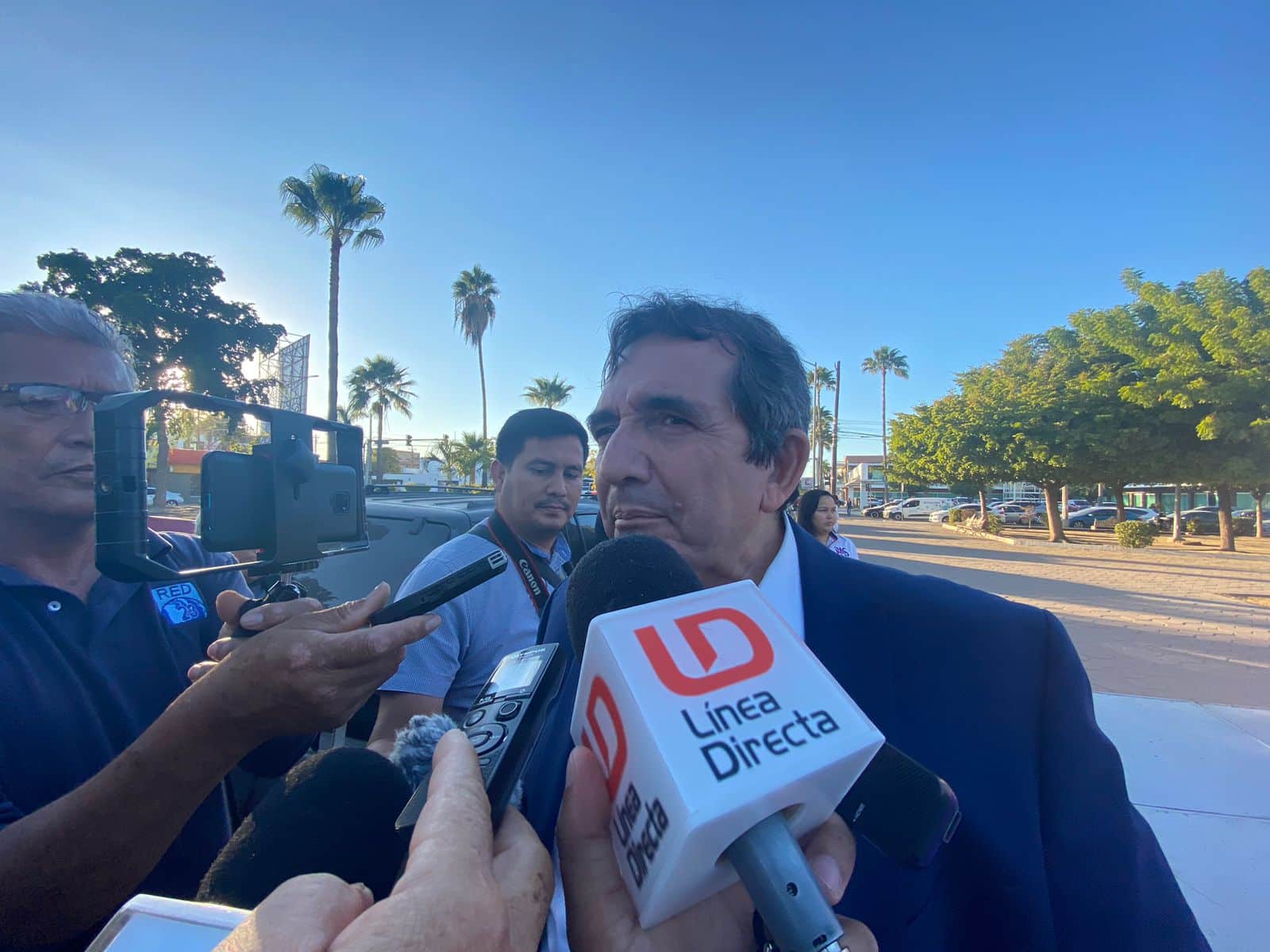Ante aumentó de salario que debe hacer el Gobierno y Empresarios: dijo Héctor Melesio Cuén
