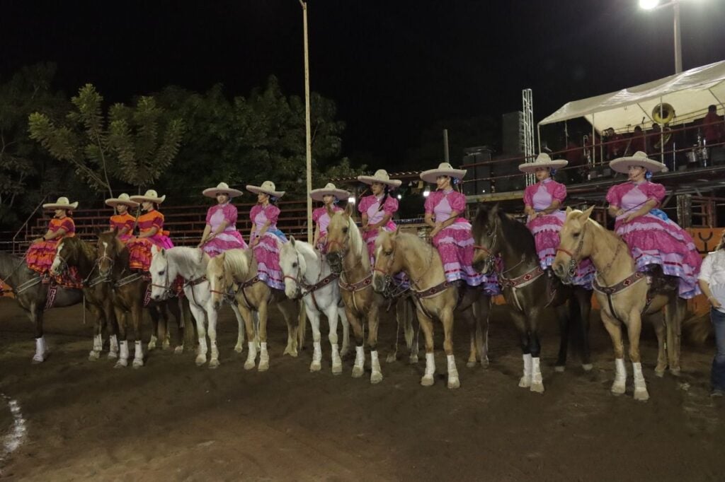 Charros Charrería El Rosario