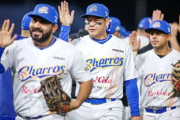 ¡Luchan por su vida! Charros y Tomateros pelean por no quedar al margen; Meneses da HR