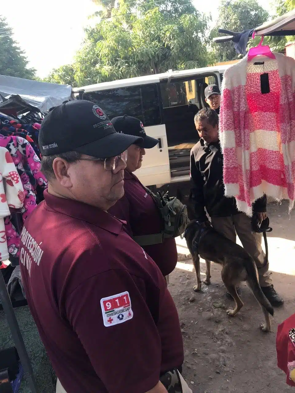 Con ayuda de un canino incautan pirotecnia en tianguis de la ciudad de Los Mochis