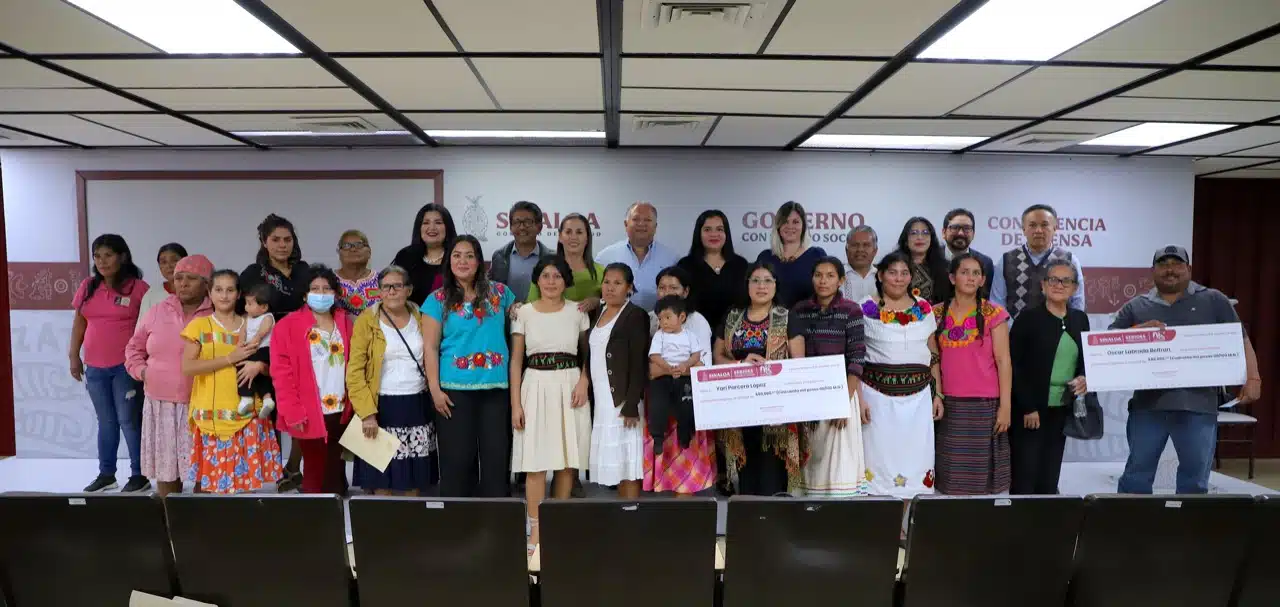 Mujeres de El Trébol I, Escuinapa, están listas para emprender sus proyectos productivos
