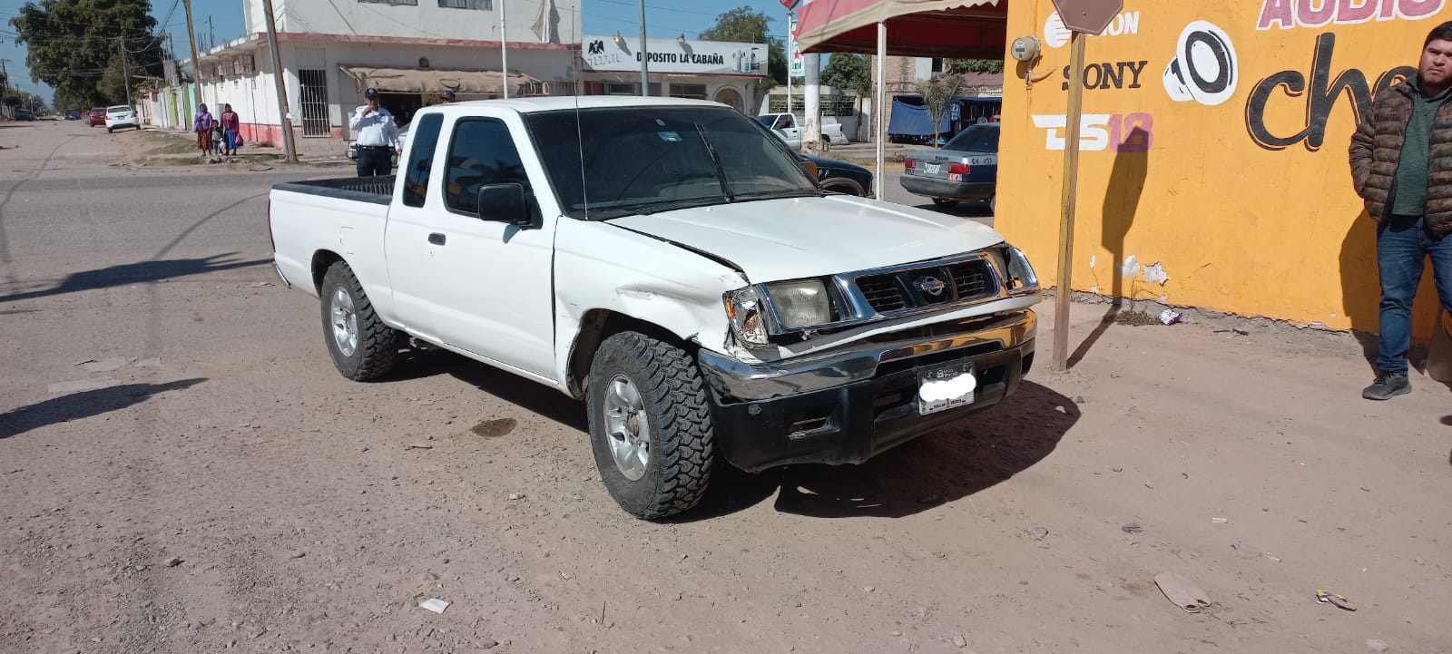 Vecinos de Juan José Ríos protagonizan choque que dejó solo daños materiales