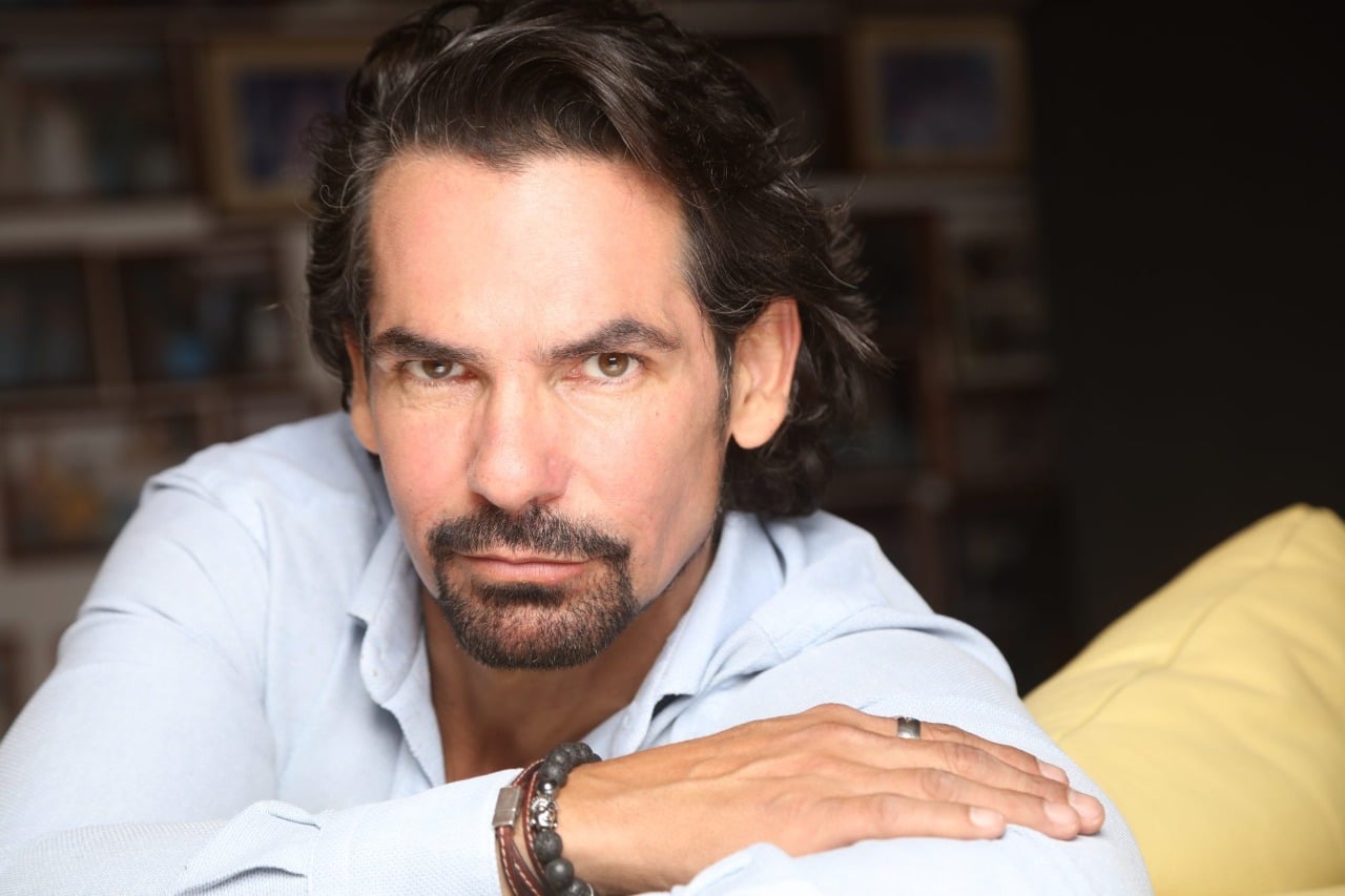 ¿Arreglitos de más? Armando Araiza se somete al uso de botox; así luce ahora