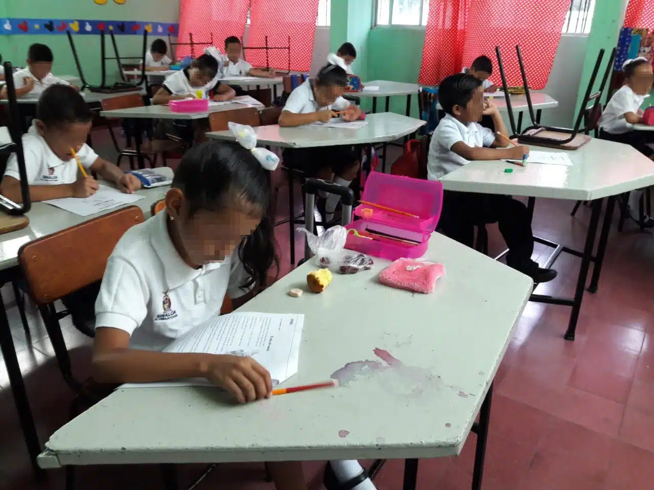 escuelas alumnos Mazatlán