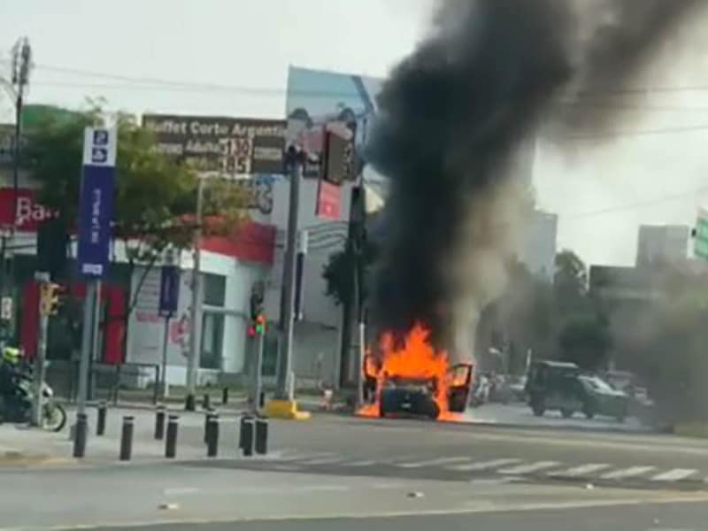 explota ambulancia