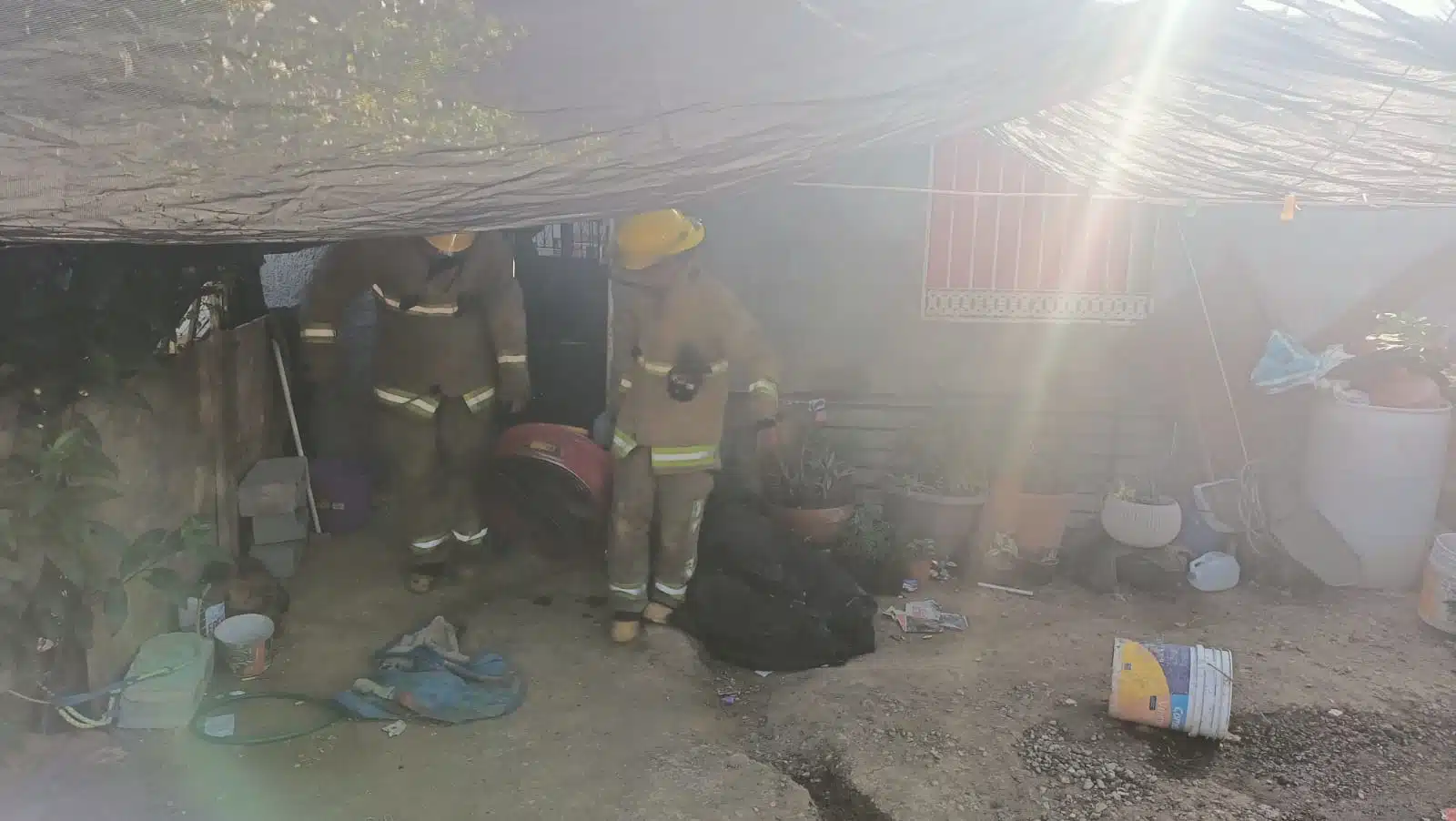 incendio dentro de una casa en vivienda en Mazatlán