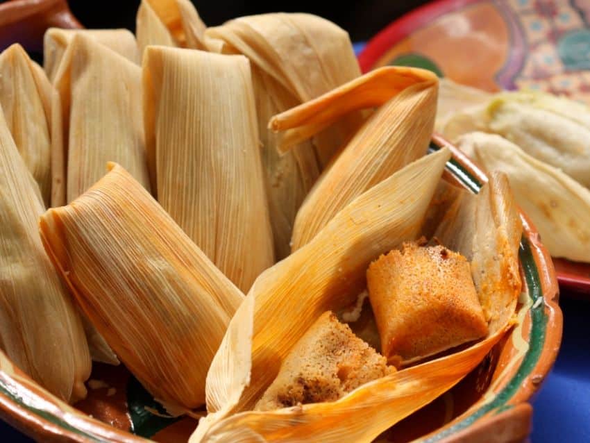 A propósito de “valoren mucho sus tamales” ¿Sabes cómo hacerlos?