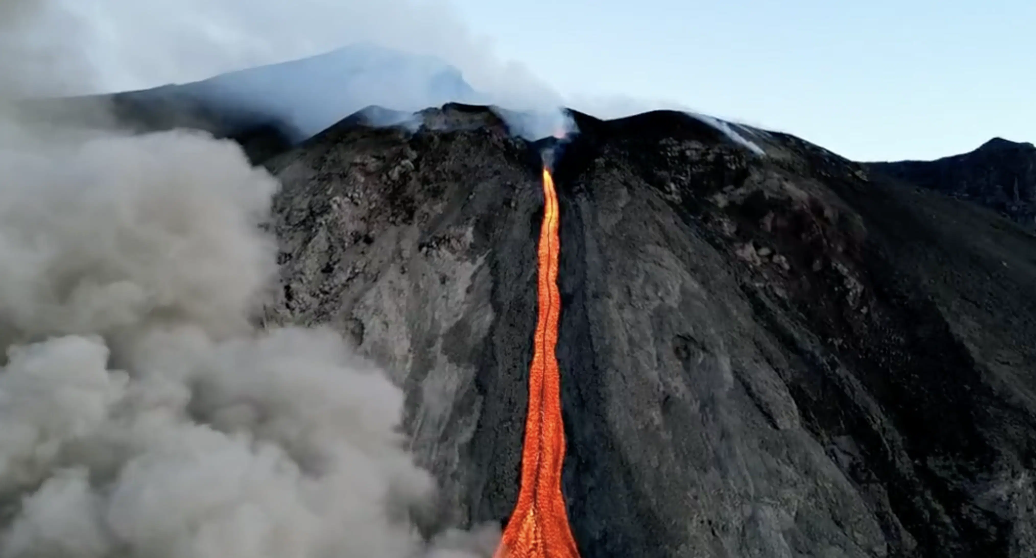 erupción volcán stromboli