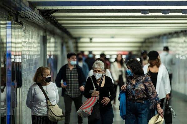¡Prevención! NY recomienda el uso de mascarillas en lugares públicos