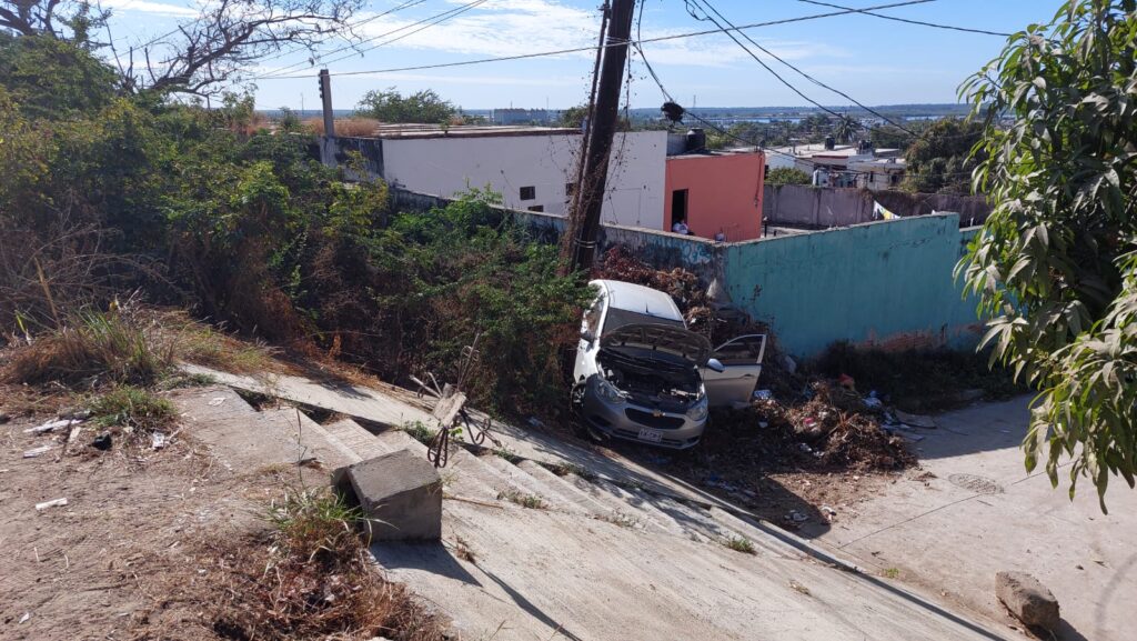 Accidente Barranco Mazatlán
