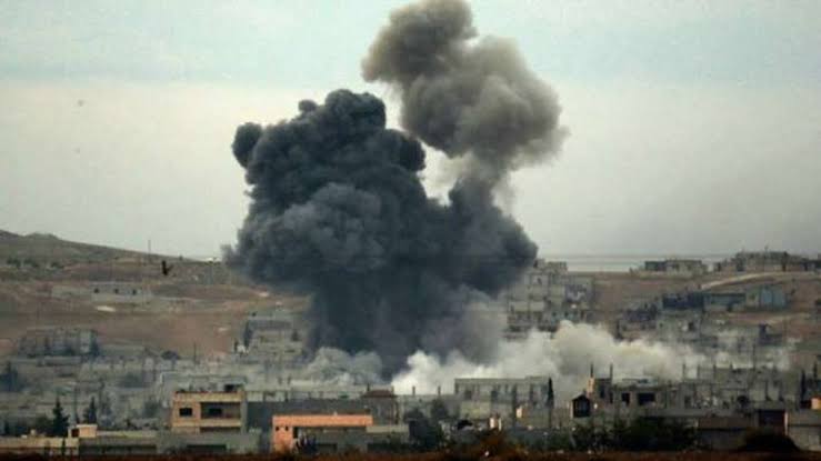 Ataques aéreos en Siria dejan al menos 11 víctimas mortales
