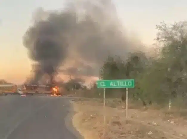 Bloqueo y quema de unidades se extienden a Sinaloa