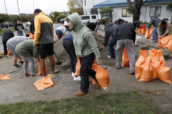 California se declara en emergencia tras bomba ciclónica