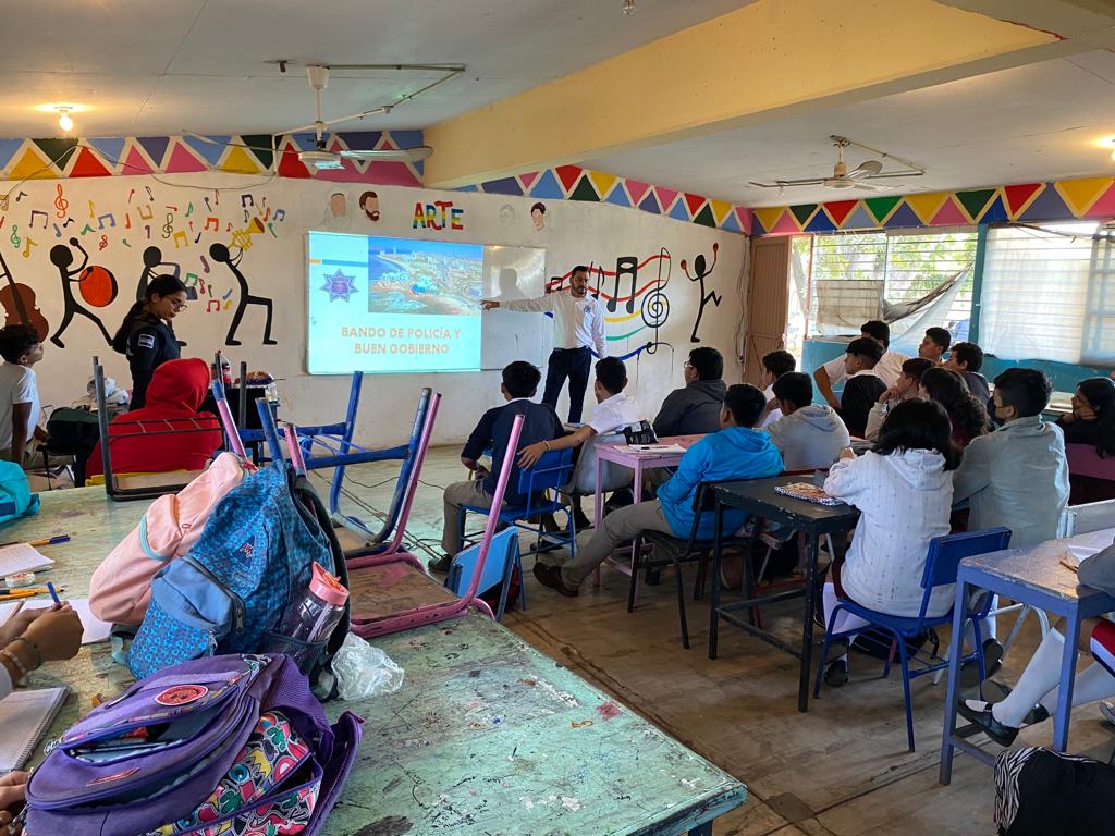 Con conferencias buscan parar riñas entre alumnos de secundaria de Mazatlán
