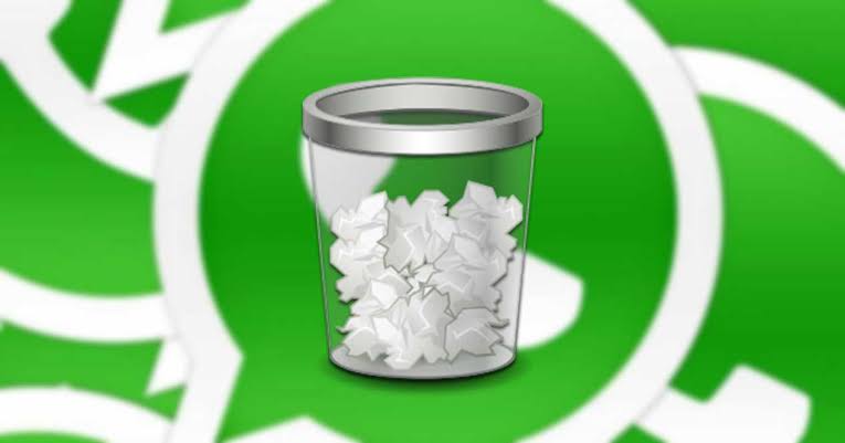 Debes borrar la memoria caché de WhatsApp