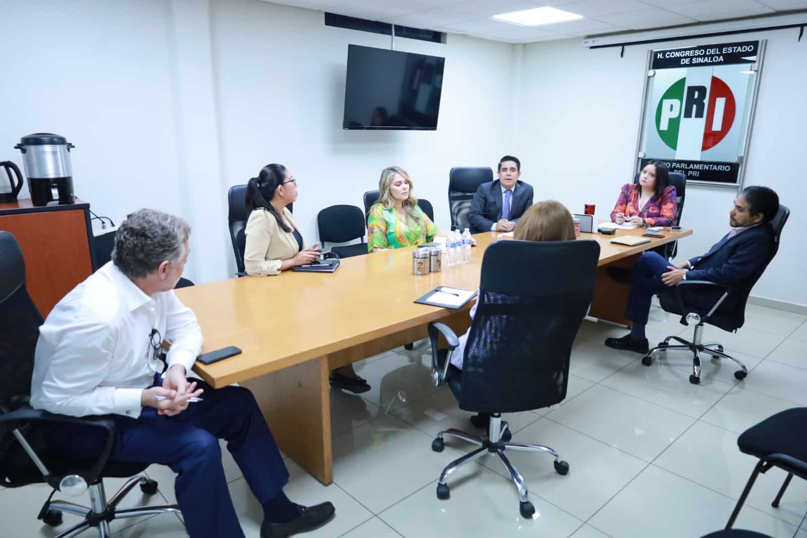 Diputados del PRI impulsan iniciativas