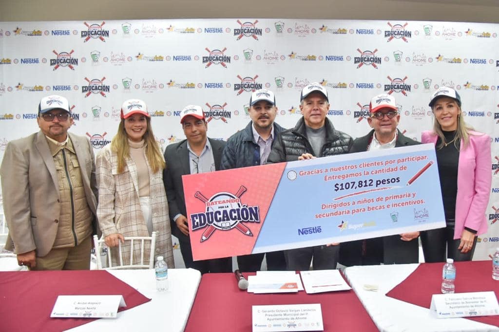 Empresas del sector privado hacen donación al municipio de Ahome para programa de becas