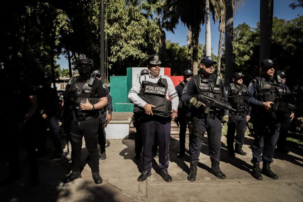 Policías y tránsitos de Culiacán estrenarán equipo táctico y de protección