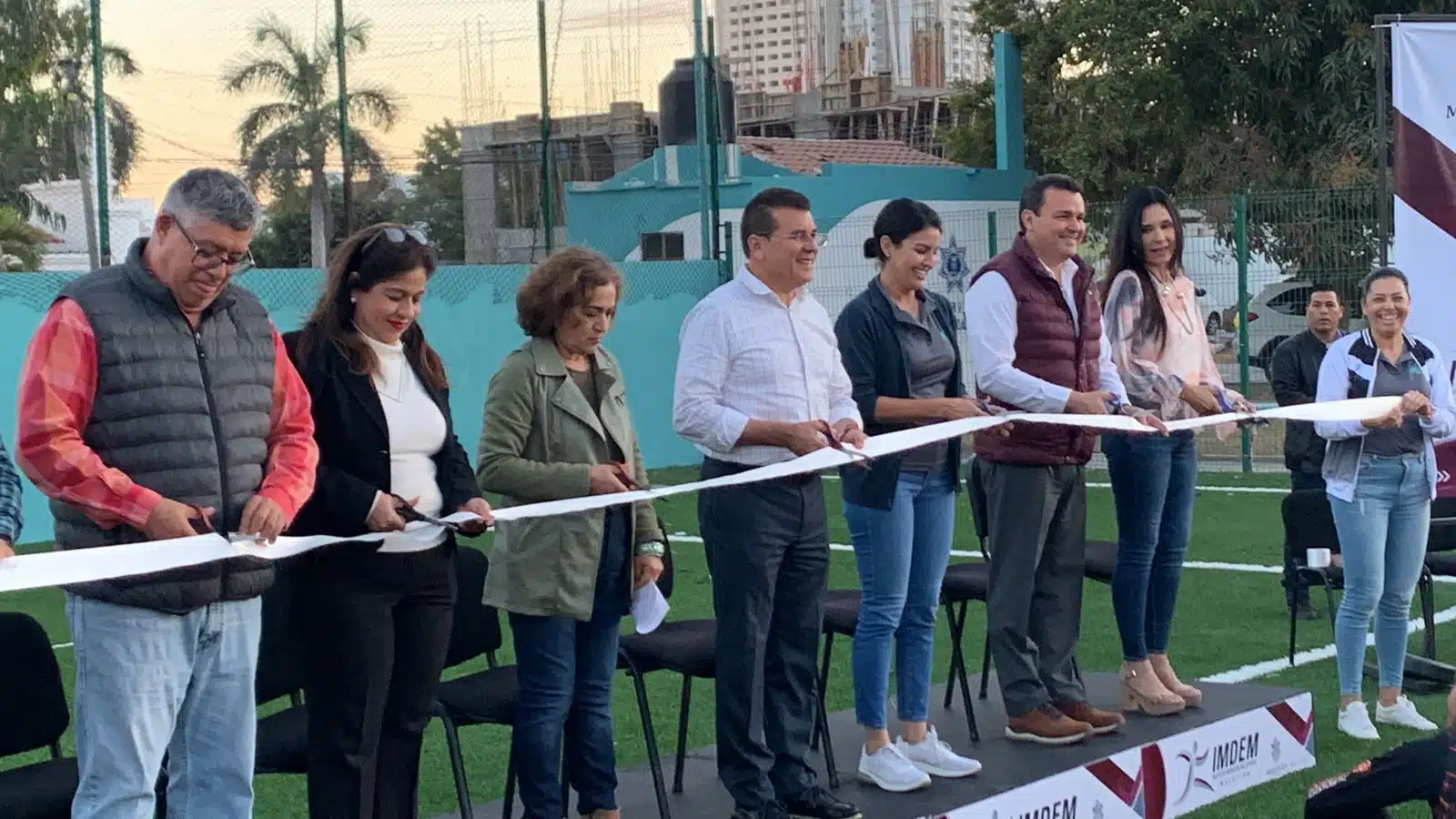 Invitan autoridades municipales a valorar los espacios deportivos en Mazatlán