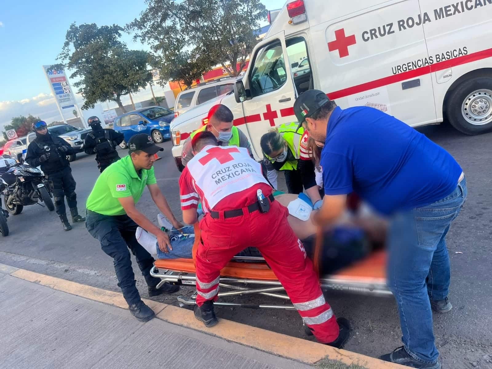 Fallece motociclista que sufrió infarto cuando circulaba en su motocicleta en Los Mochis