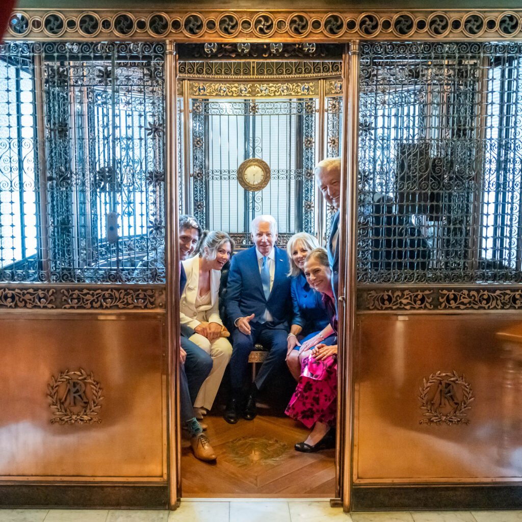 AMLO, Biden, Trudeau en el elevador de Palacio Nacional