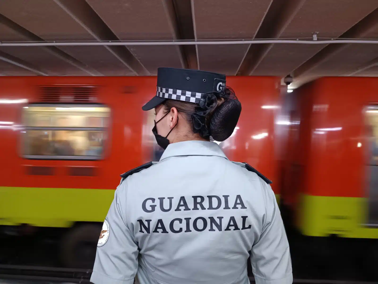 Guardia Nacional en el metro