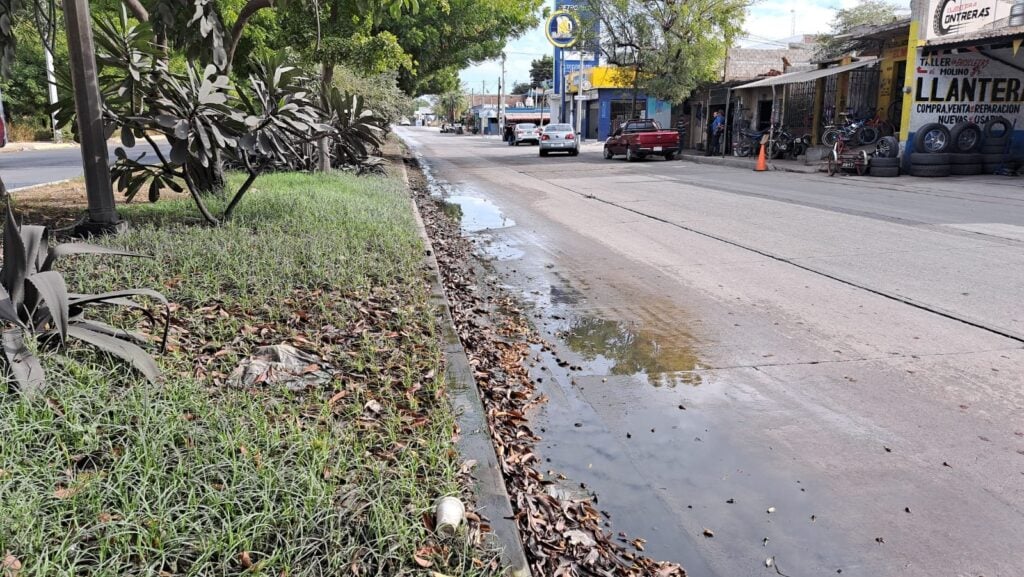 Habitantes de la Allende urgen a Jumapam solucione fuga de aguas negras