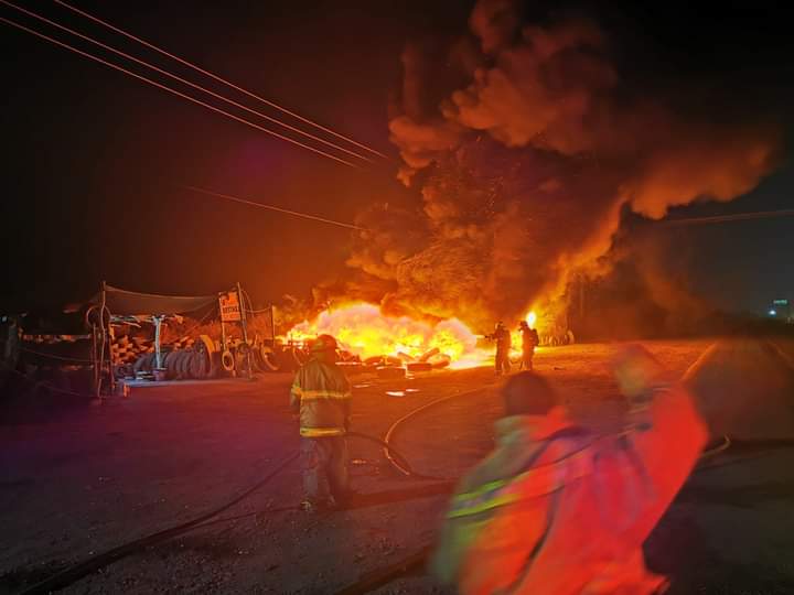 Incendio 3 Llantera Mazatlán Policíaca