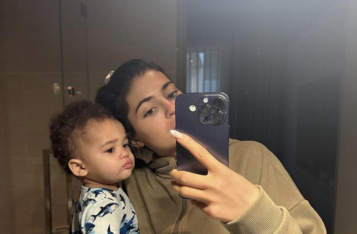 Kylie Jenner y su hijo